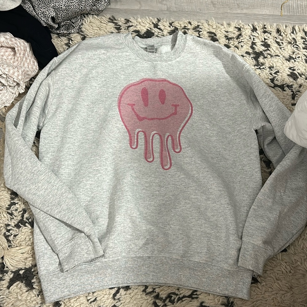 Drippy smiley face crewneck